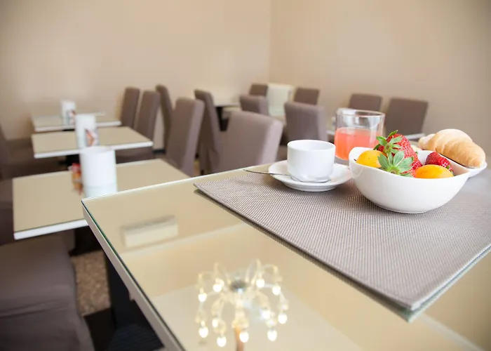 Otel Nuovo Nord Cenova